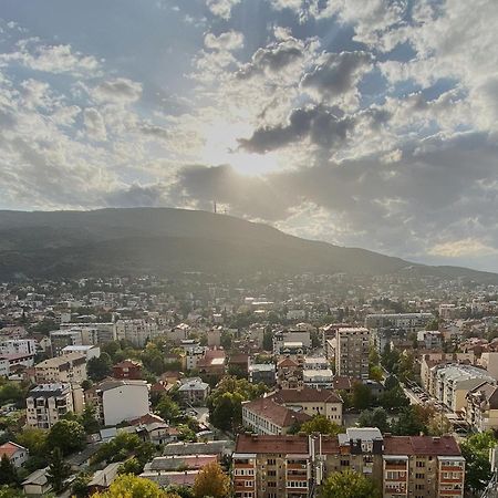 Stylish Studio, Skopje Centre - Private Parking - Panoramic Views Luaran gambar