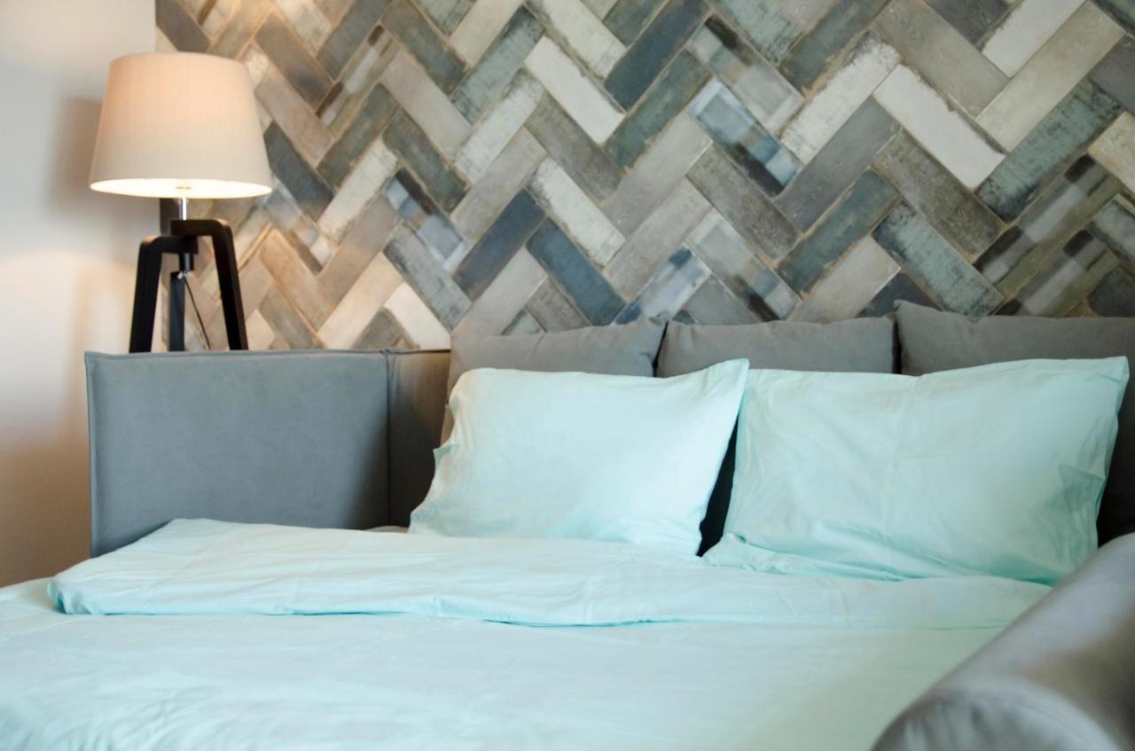 Stylish Studio, Skopje Centre - Private Parking - Panoramic Views Luaran gambar